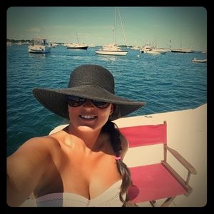 Meet your Posher, Fawn